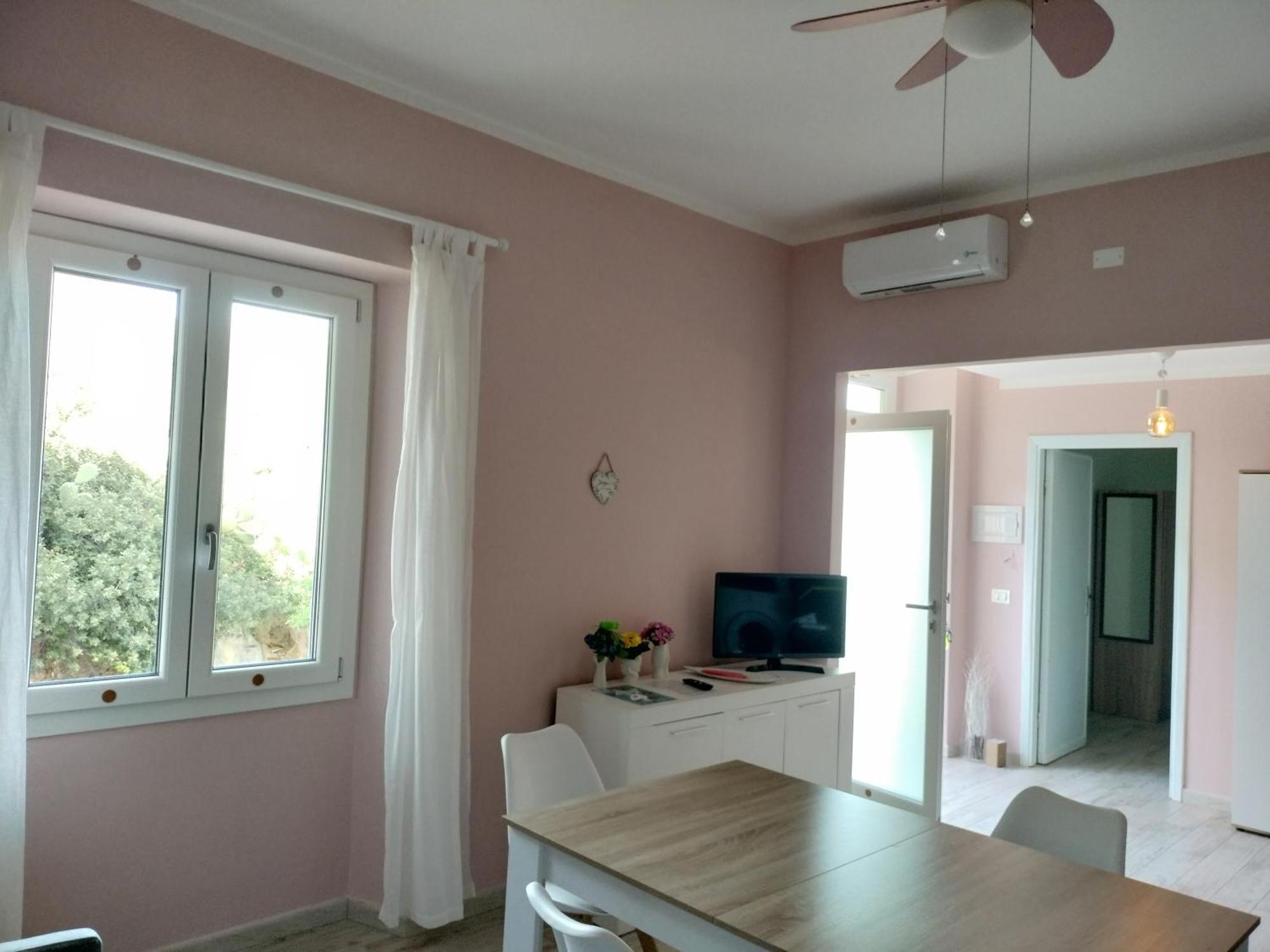 Domo Deledda Apartment โปซาดา ภายนอก รูปภาพ